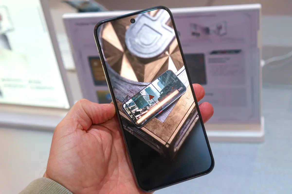 El nubia Neo 5 GT tiene una pantalla OLED de 6,8 pulgadas y 144Hz