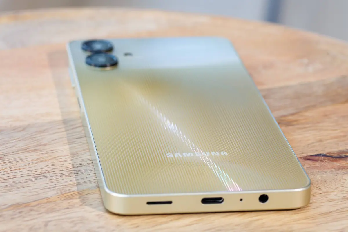 Samsung Galaxy A06 lidera ventas de smartphones en Latinoamérica 2025